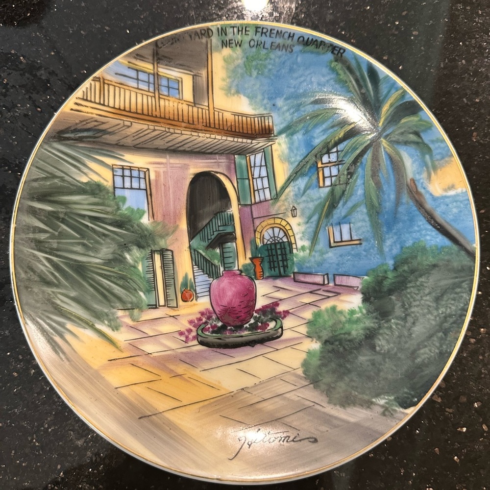 G DITOMI made in Japan vintage French quarter plate